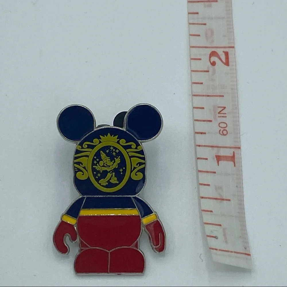 Disney 2012 Mickey Mouse Disney Cruise Line Official Trading Pin - Picture 4 of 5